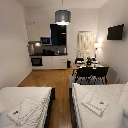 Cozy-5-Person Apartment In Vienna 5 Esterno foto