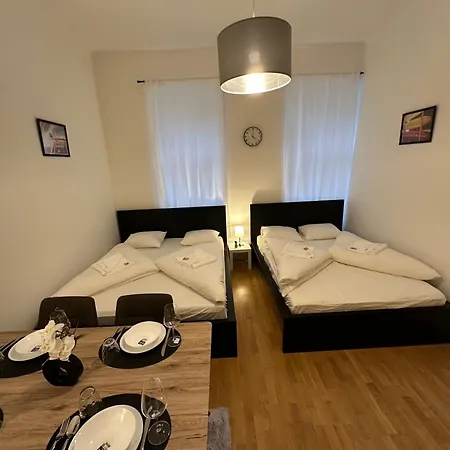 Cozy-5-Person Apartment In Vienna 5 Esterno foto